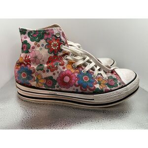 Women Converse All Star x Girls Unite Platform Chuck Taylors Flower Pattern